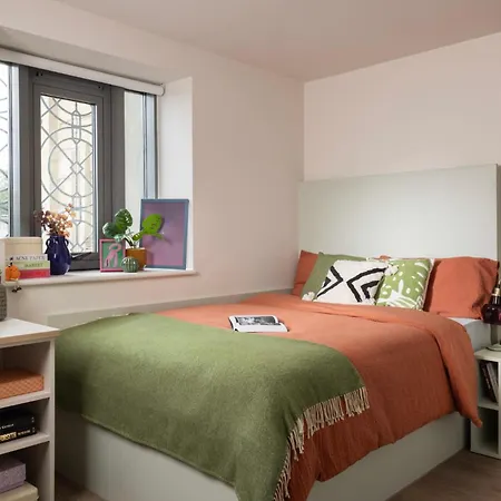 Appartement For Students Only Cathedral Park In The Heart Of